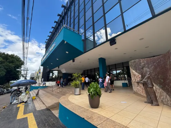 Servidores da Saúde no Acre cobram envio da proposta do PCCR e anunciam paralisação geral
