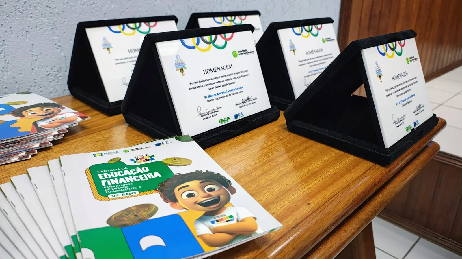 Olimpíadas de Educação Financeira vão distribuir R$ 280 mil em prêmios para estudantes e professores no Acre 3 Olimpíadas de Educação Financeira vão distribuir R$ 280 mil em prêmios para estudantes e professores no Acre