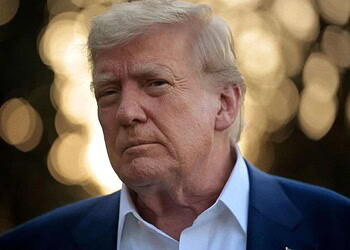 O presidente dos EUA, Donald Trump, fala com repórteres antes de embarcar no helicóptero presidencial Marine One e deixar a Casa Branca em 24 de junho de 2025 - (crédito: CHIP SOMODEVILLA/GETTY IMAGES NORTH AMERICA/Getty Images via AFP)