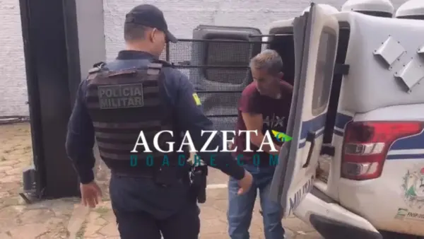 Foragido condenado por homicídio e roubo a banco se entrega à PM em Rio Branco após romper tornozeleira