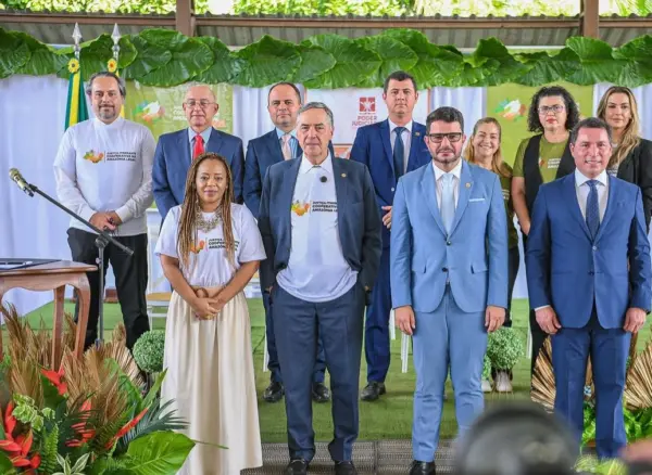 Ministro Barroso acompanha ações do programa Justiça Itinerante no Acre e Gladson reforça parceria