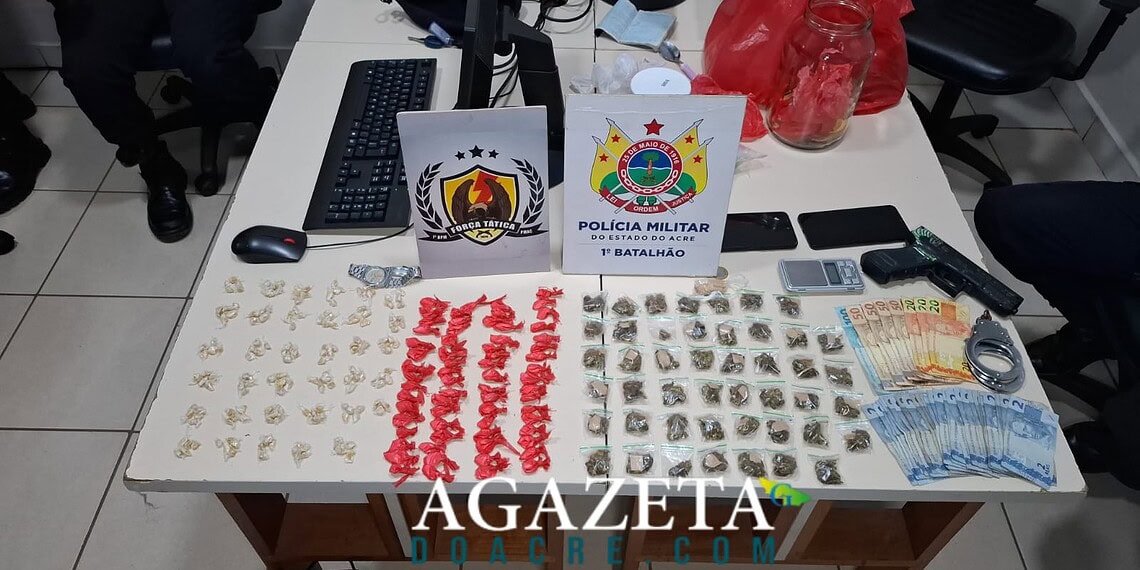 Ação rápida da PM prende dupla com drogas, simulacro e algema em apartamento no Parque das Palmeiras