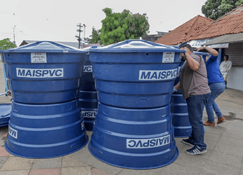 Mais de 200 famílias da Baixada da Sobral recebem caixas d’água em ação da Prefeitura de Rio Branco 20 Luiz Cordeiro/Secom