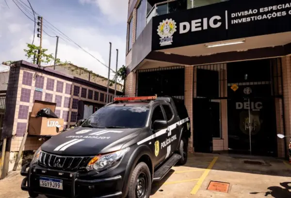 Mulher é presa em Rio Branco ao prestar depoimento e polícia descobrir mandado de prisão definitivo