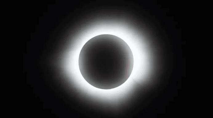 Eclipse total de 8 de abril de 2024 visto de Mazatlan, no Mexico  • Hector Vivas/Getty Images