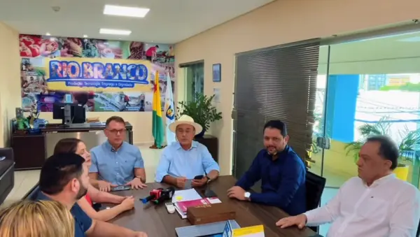 Bocalom renova adesão de Rio Branco ao Selo Unicef e cobra compromisso de outros prefeitos acreanos