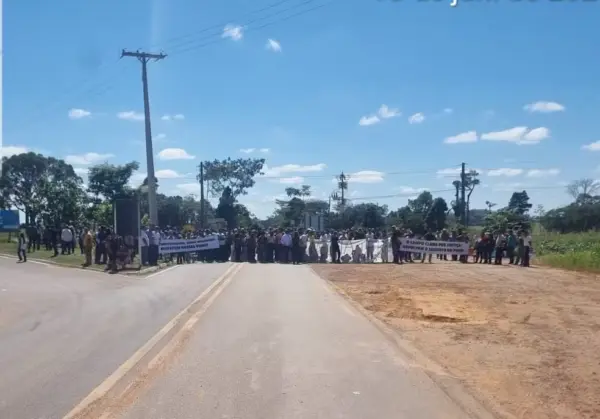 Após bloqueio por protesto, trânsito na BR-317 em Xapuri é totalmente liberado, informa PRF