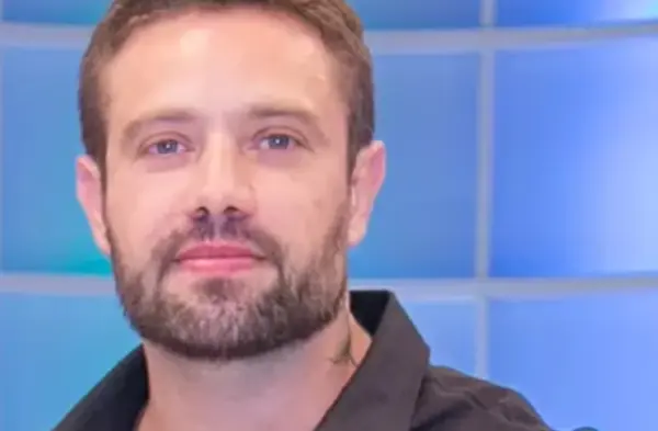 “Processo parado há meses”, diz Rafael Cardoso sobre não ver os filhos