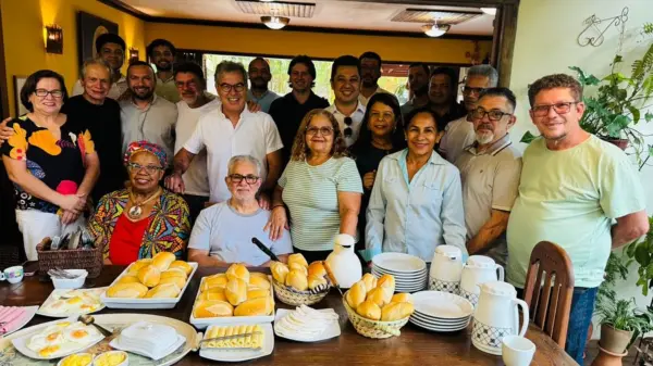 Jorge Viana reúne velha guarda do PT e diz que objetivo é 'reconstruir o Acre e retomar vitórias'