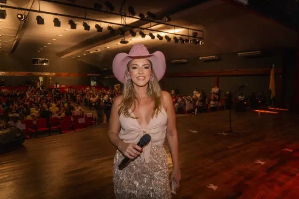Rainha do Rodeio; Confira tudo na coluna Roberta Lima