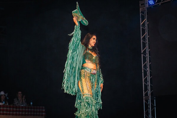 Rainha do Rodeio; Confira tudo na coluna Roberta Lima