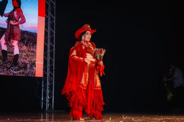 Rainha do Rodeio; Confira tudo na coluna Roberta Lima