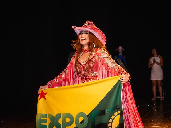 Rainha do Rodeio; Confira tudo na coluna Roberta Lima
