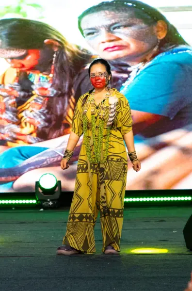 No dia 27 de junho, as designers Nedina Yawanawa e Eliane Yawanawa apresentaram a coleção Yawa Tari. Veja mais na coluna Jackie Pinheiro