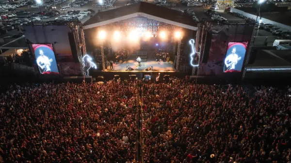 Gusttavo Lima leva multidão para a Arena de Shows da Expoacre 2025, em Rio Branco; VÍDEO