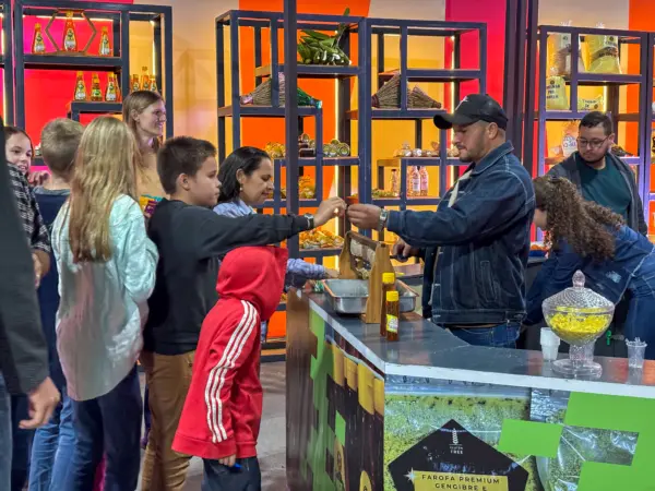 Produção local ganha destaque no Espaço Sebrae na Expoacre Juruá 2025