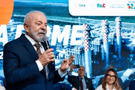 De acordo com o chefe do Planalto, "os caras que faziam campanhas embrulhados na bandeira nacional, agora, vão com a desfaçatez de ‘Brasil acima de tudo, mas primeiro os Estados Unidos" - (crédito: Ricardo Stuckert/PR)