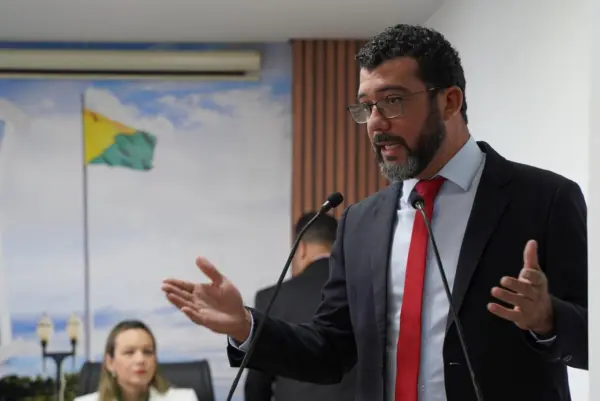 Após rusgas entre Jorge Viana e Cesário, novo presidente do PT diz que o partido 'está em paz'