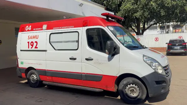 Após mal súbito ao volante, motorista perde o controle e causa acidente em Rio Branco