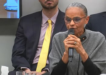 Marina Silva, ministra do Meio Ambiente durante sessão na Câmara  • Reprodução/Câmara dos Deputados