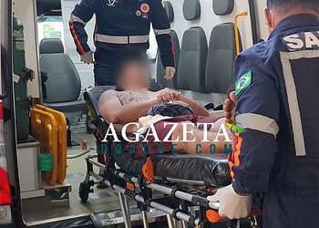 Homem tem surto psicótico, tenta agredir o pai e é contido pela PM com bala de borracha e choque em Rio Branco