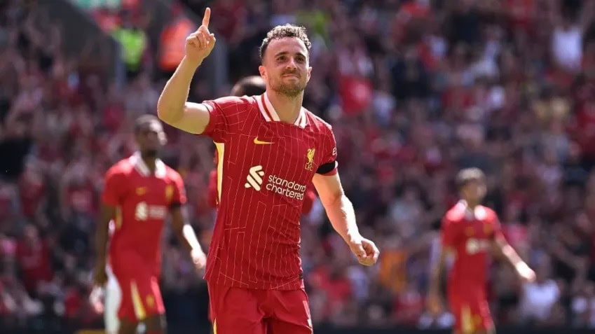 1 de 12

Diogo Jota, atacante do Liverpool, morre em acidente de carro • Divulgação/Diogo Jota