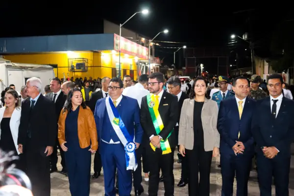 Brasiléia celebra 115 anos com desfile cívico-militar e presença de autoridades