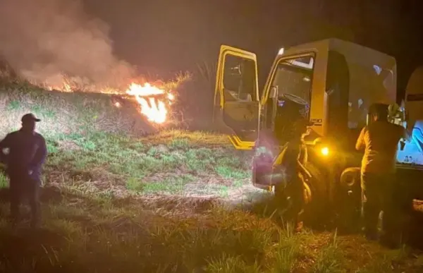 Incêndio atinge área de vegetação próxima ao aeródromo de Porto Walter