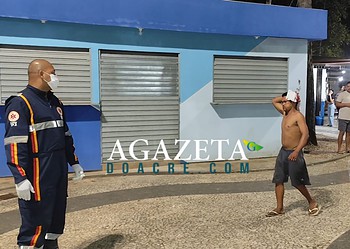 Homem em situação de rua é espancado após ser acusado de tentativa de roubo em praça de Rio Branco