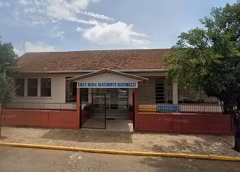 Escola Maria Nascimento Giacomazzi, em Estação (RS) — Foto: Google Street View