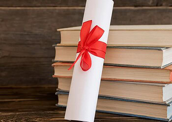 Diploma "de papel" do ensino superior não terá mais validade; entenda