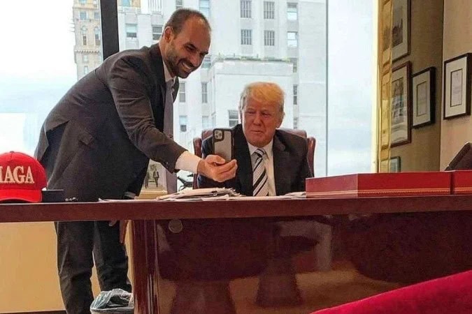 Partido argumenta que Eduardo Bolsonaro cometeu crimes contra o Brasil a partir da atuação dele junto ao governo dos Estados Unidos - (crédito: Reprodução/Instagram/@bolsonarosp)