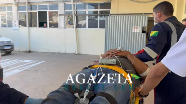 Desvio de buraco provoca capotamento e deixa casal ferido na BR-364, em Rio Branco