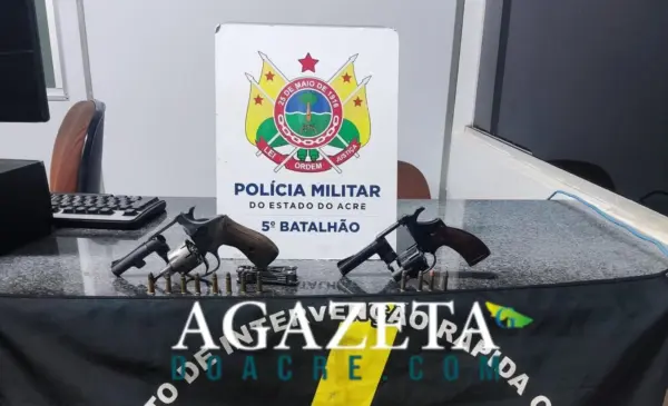 Dois homens são presos com armas de fogo durante patrulhamento da PM no Acre