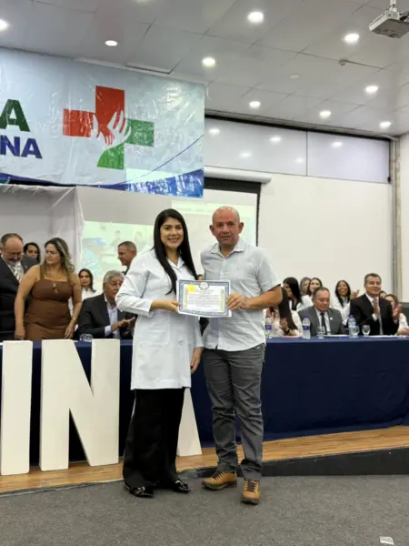 Os internos de Medicina do Hospital Santa Casa da Amazônia foram homenageados por várias autoridades na última sexta-feira, 11