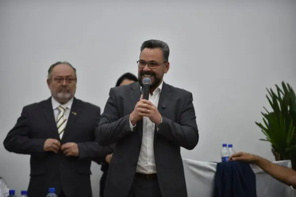 Os internos de Medicina do Hospital Santa Casa da Amazônia foram homenageados por várias autoridades na última sexta-feira, 11