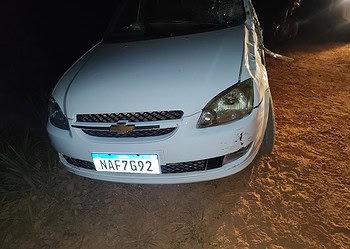 VÍDEO: Sequestrado por criminosos, homem é obrigado a dirigir até causar acidente em Rio Branco; pai e filha ficaram feridos
