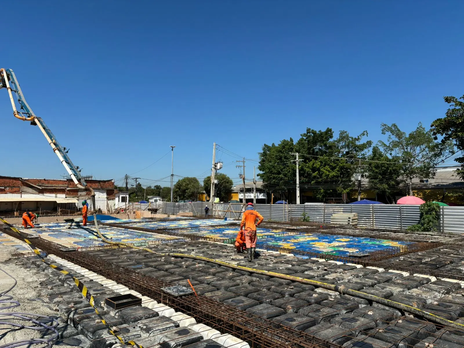 Obras no Mercado Elias Mansour avançam para 2ª fase e prefeito diz que conclusão é para fevereiro