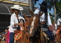 FOTOS: Público começa a lotar a Gameleira para a saída da Cavalgada da Expoacre neste sábado