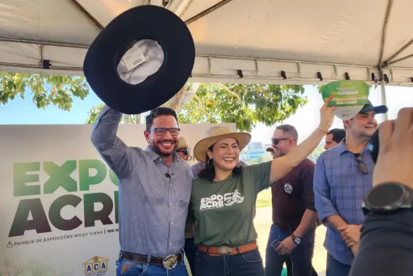 Gladson abre a Cavalgada e destaca importância da festa para o Acre: ‘cada ano com mais sucesso’; FOTOS