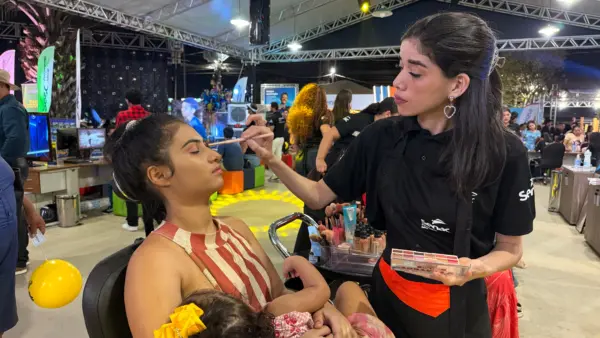 Cabelo, sobrancelha e maquiagem: Fecomércio promove noite da beleza na Expoacre