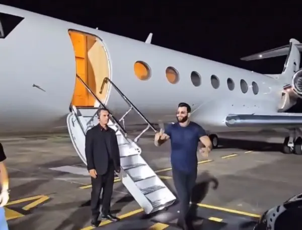 Gusttavo Lima chega em Rio Branco para show na Expoacre 2025; VÍDEO