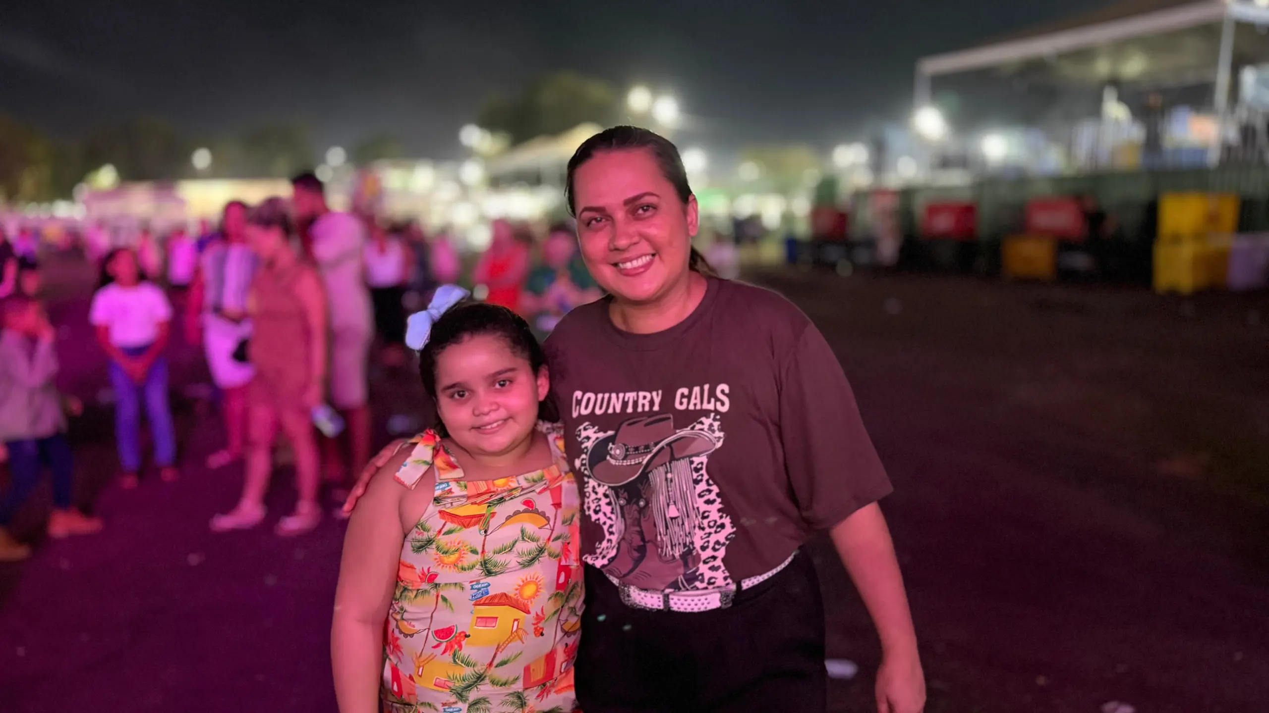 Noite infantil leva milhares de famílias à Expoacre: 'sair um pouco das telas', diz mãe 2 Noite infantil leva milhares de famílias à Expoacre: 'sair um pouco das telas', diz mãe