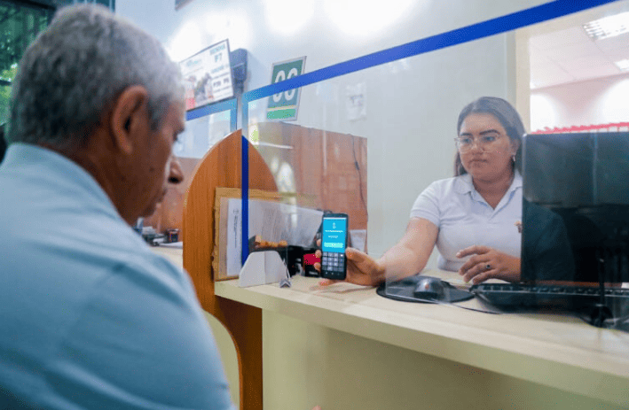Após a regularização, o desbloqueio do pagamento acontece em até 48 horas. Foto: Neto Lucena/Secom