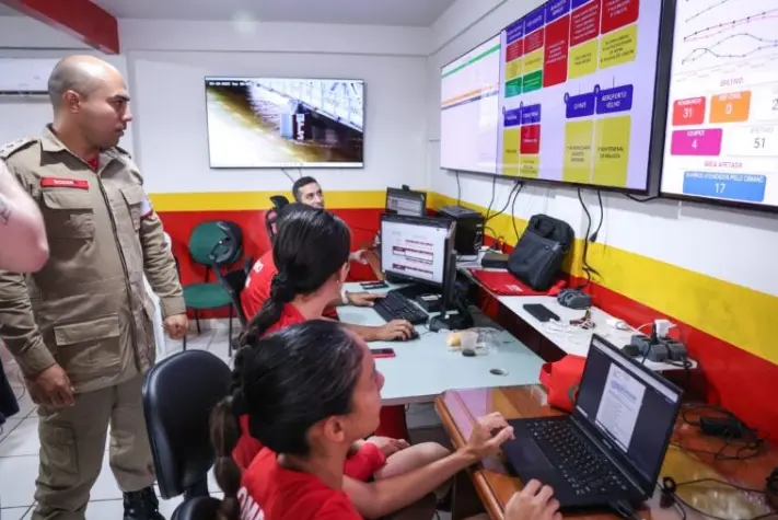 Corpo de Bombeiros ativa canais alternativos após instabilidade no sistema de emergências