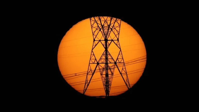 Torre de transmissão de energia em Brasília  • REUTERS/Ueslei Marcelino