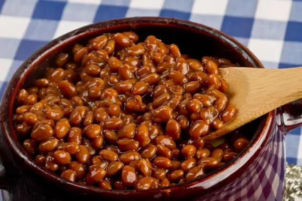 Descubra os alimentos que não devem ser cozidos junto com o feijão