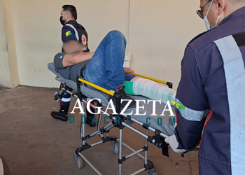 Cachorro atravessa pista e provoca queda de motociclista na AC-10