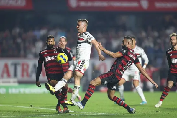Após pausa para Copa do Mundo, Brasileirão retorna hoje com 4 jogos