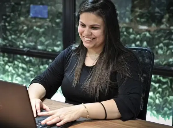 Morta em atropelamento durante briga, Juliana Chaar aparece entre os aprovados da OAB